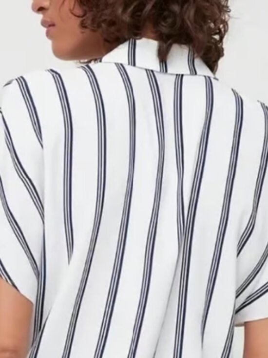 Aritzia Wilfred Free Striped Cropped Button-up Shirt - Picture 3 of 6